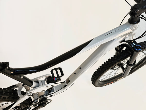 Giant Trance X 3 2023 / X-LARGE /RRP: £3,299.00 / Excellent Condition!