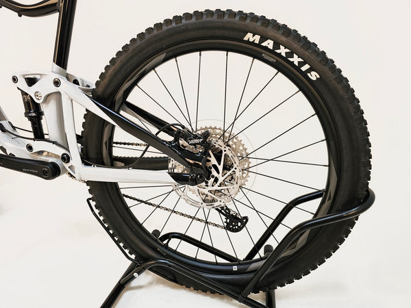 Giant Trance X 3 2023 / X-LARGE /RRP: £3,299.00 / Excellent Condition!