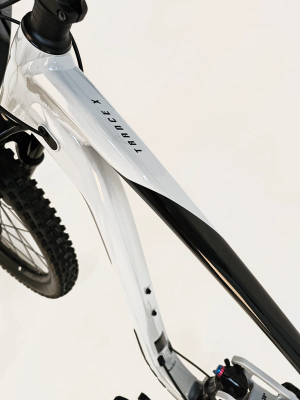 Giant Trance X 3 2023 / X-LARGE /RRP: £3,299.00 / Excellent Condition!