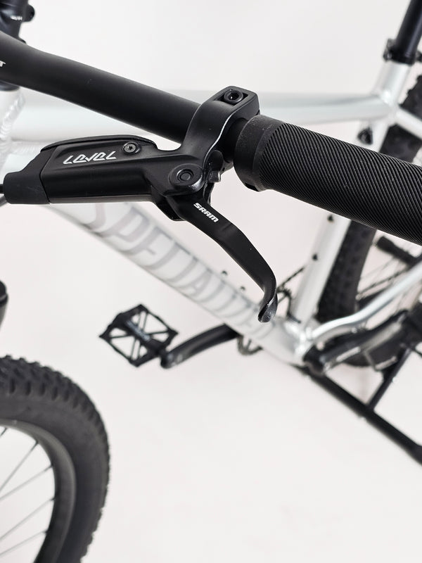 Specialized Rockhopper EXPERT 2023 / LARGE / Very Good Condition