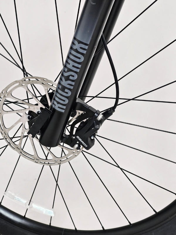 Specialized Rockhopper EXPERT 2023 / LARGE / Very Good Condition