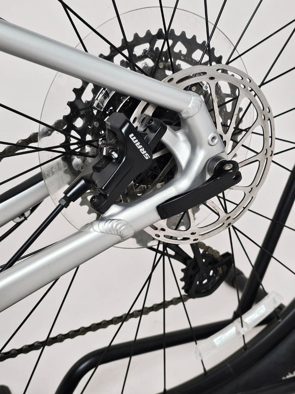 Specialized Rockhopper EXPERT 2023 / LARGE / Very Good Condition