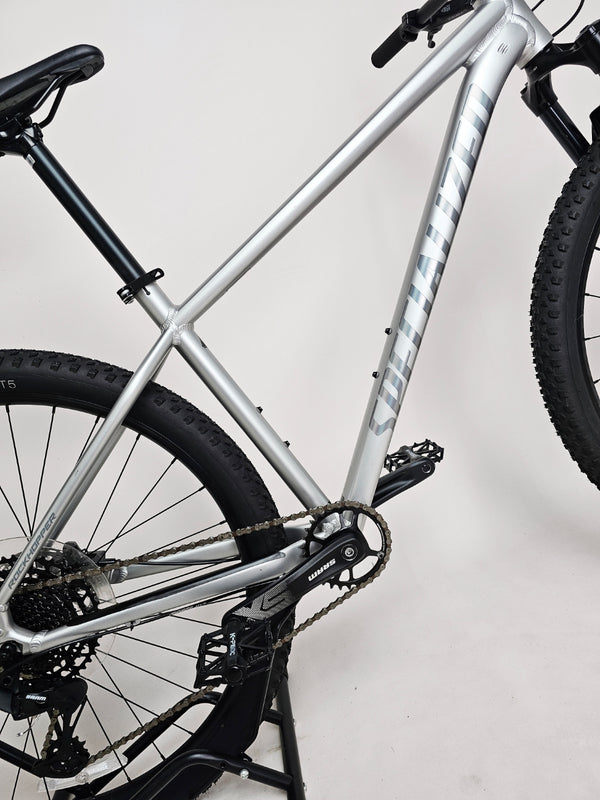 Specialized Rockhopper EXPERT 2023 / LARGE / Very Good Condition