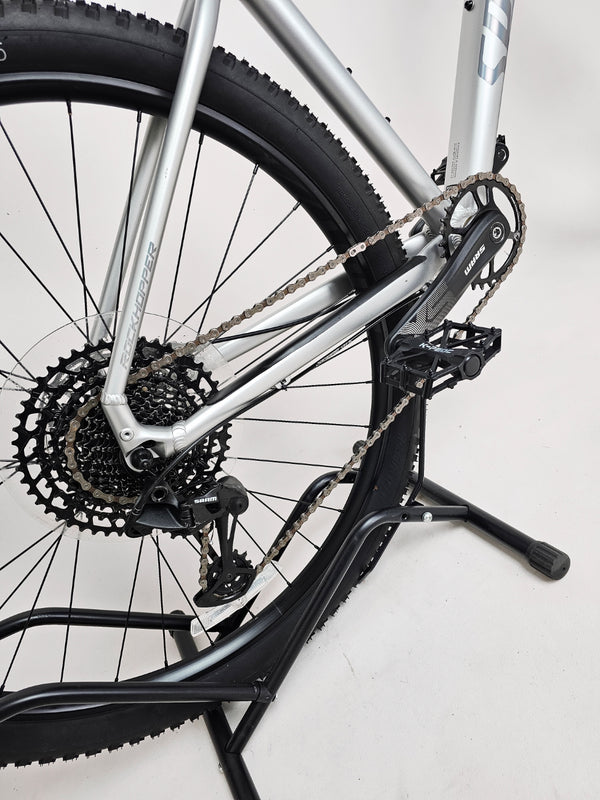 Specialized Rockhopper EXPERT 2023 / LARGE / Very Good Condition