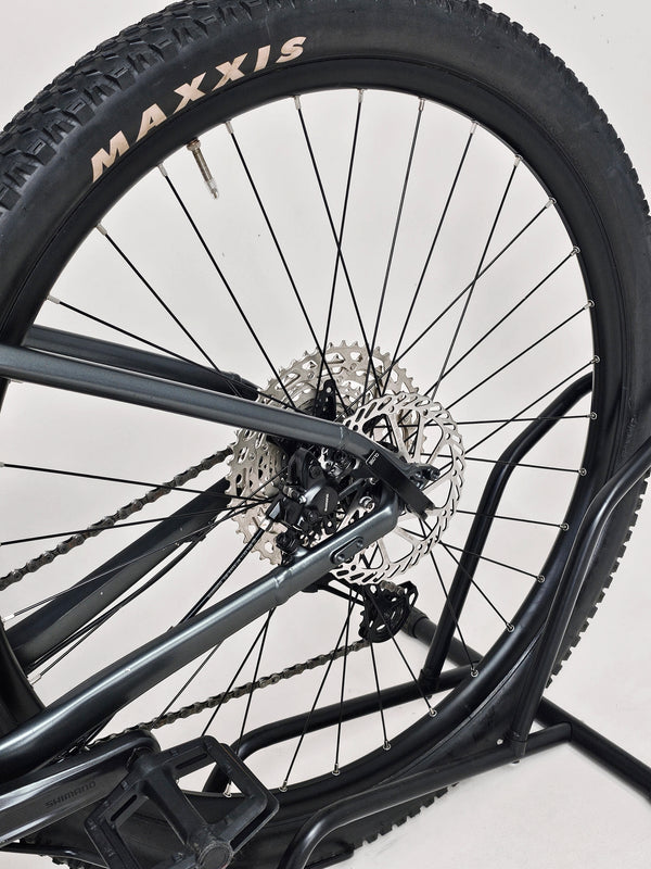 Trek X-Caliber 8 2023 / M-L / RRP: £1,390.00 / Very Good Condition