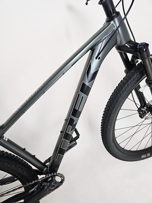 Trek X-Caliber 8 2023 / M-L / RRP: £1,390.00 / Very Good Condition