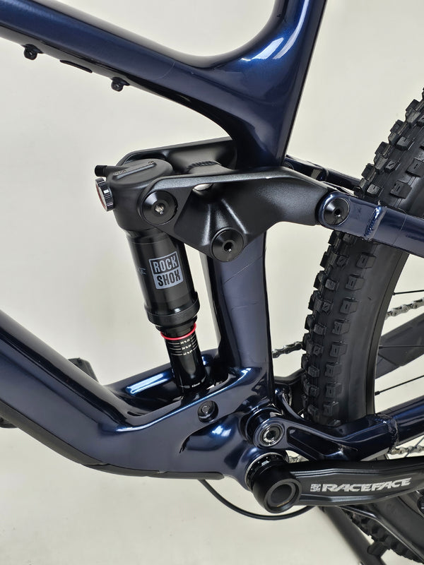 2022 Vitus Escarpe 29 CR / LARGE / RRP: £2,299.99 / EXCELLENT Condition!