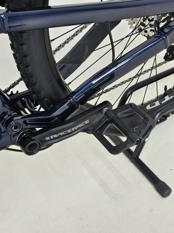 2022 Vitus Escarpe 29 CR / LARGE / RRP: £2,299.99 / EXCELLENT Condition!