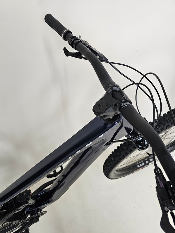 2022 Vitus Escarpe 29 CR / LARGE / RRP: £2,299.99 / EXCELLENT Condition!