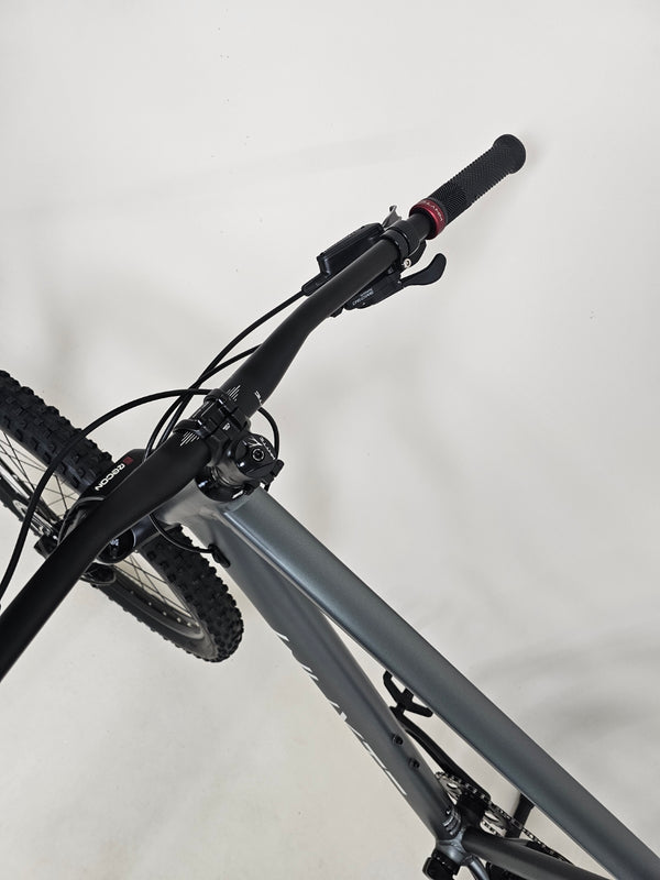 Whyte 801 V4 2022 / LARGE / RRP: £1,250.00 / Very Good Condition