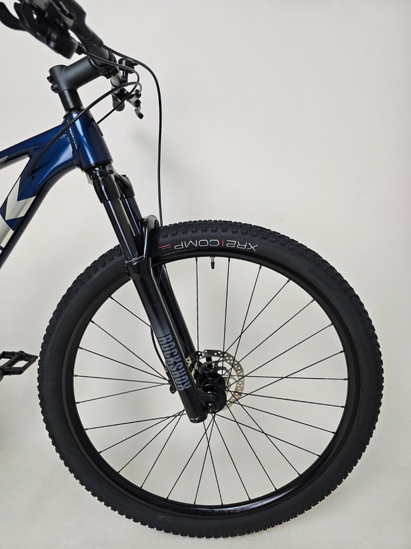 Trek X-CALIBER 7 2021 Mountain Bike / MEDIUM-LARGE / Very Good Condition