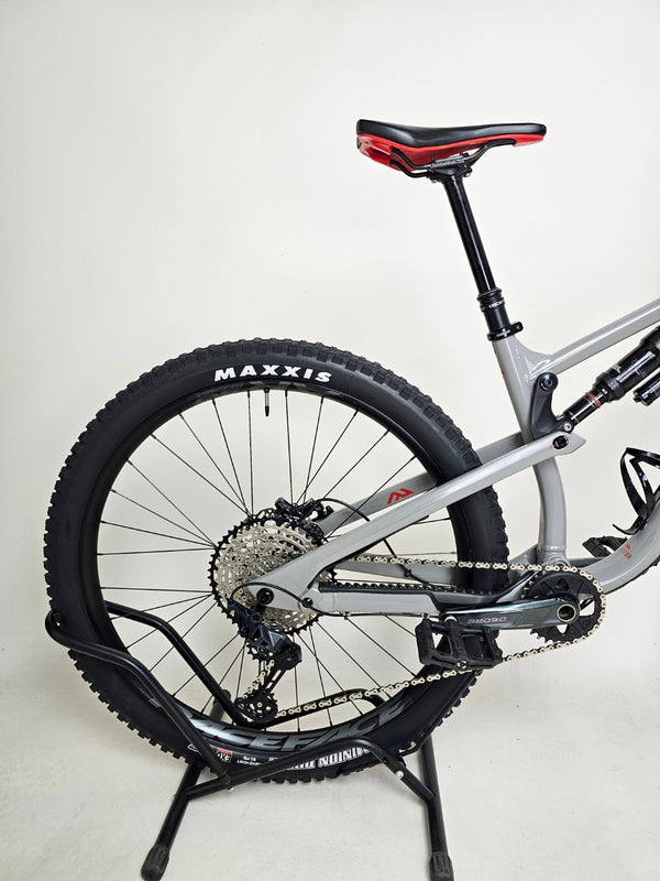 Nukeproof Reactor 290 Comp 2021 (UPGRADED) / MEDIUM / RRP: £2,999.99 / Very Good Condition