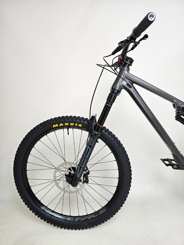 Commencal META SX V4 RIDE DIRT 2022 / Mullet / RRP: £3,500.00+ / Excellent Condition!