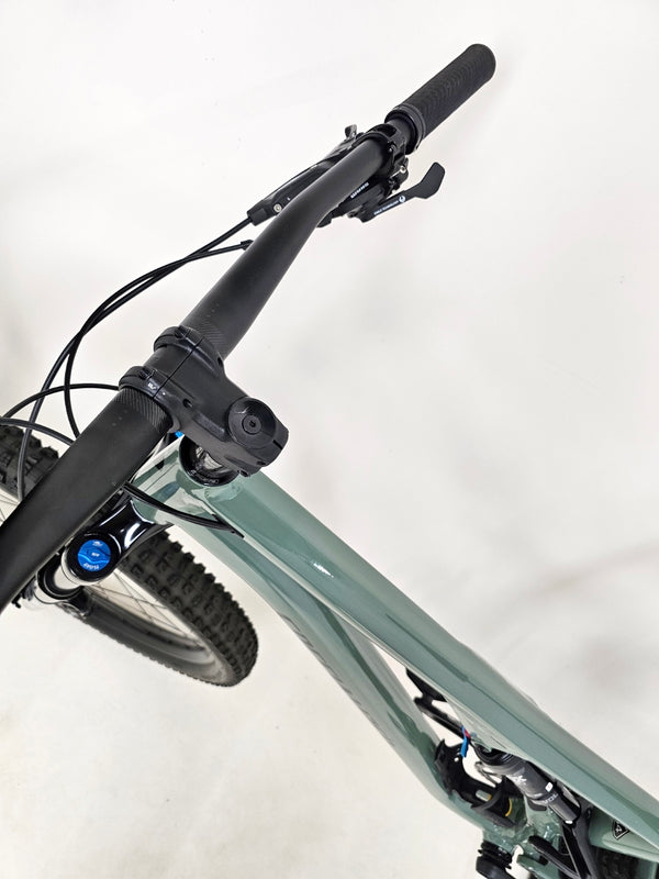 Specialized Stumpjumper Comp Alloy / LARGE / FOX/ RRP: £2,950.00 / Like NEW!