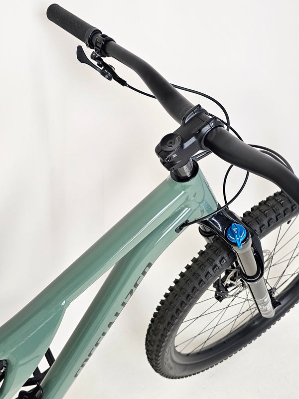 Specialized Stumpjumper Comp Alloy / LARGE / FOX/ RRP: £2,950.00 / Like NEW!