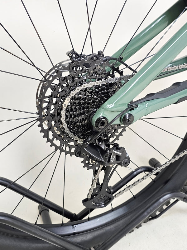 Specialized Stumpjumper Comp Alloy / LARGE / FOX/ RRP: £2,950.00 / Like NEW!