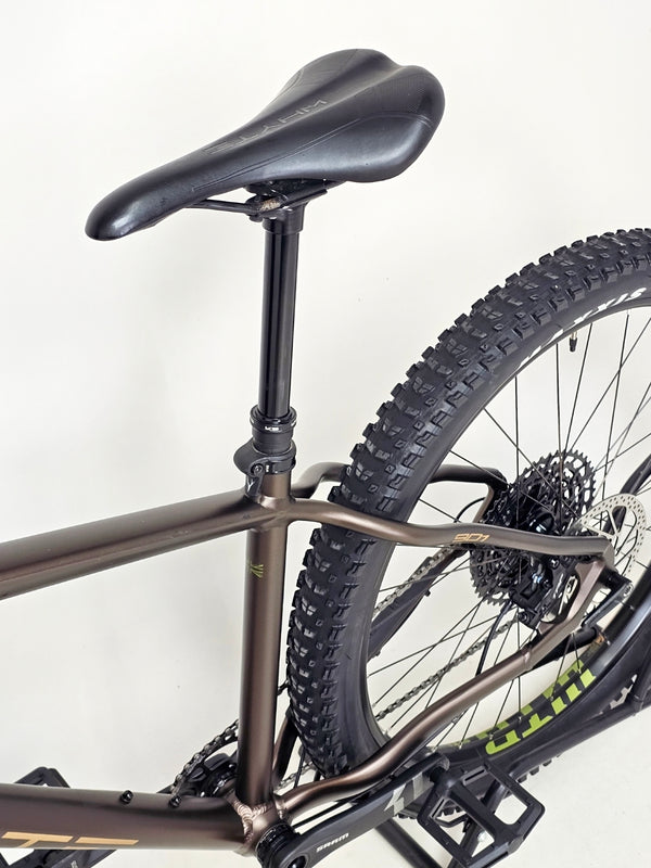 Whyte 901 V5 2023 / LARGE / RockShox / RRP: £1,850.00 / Very Good Condition