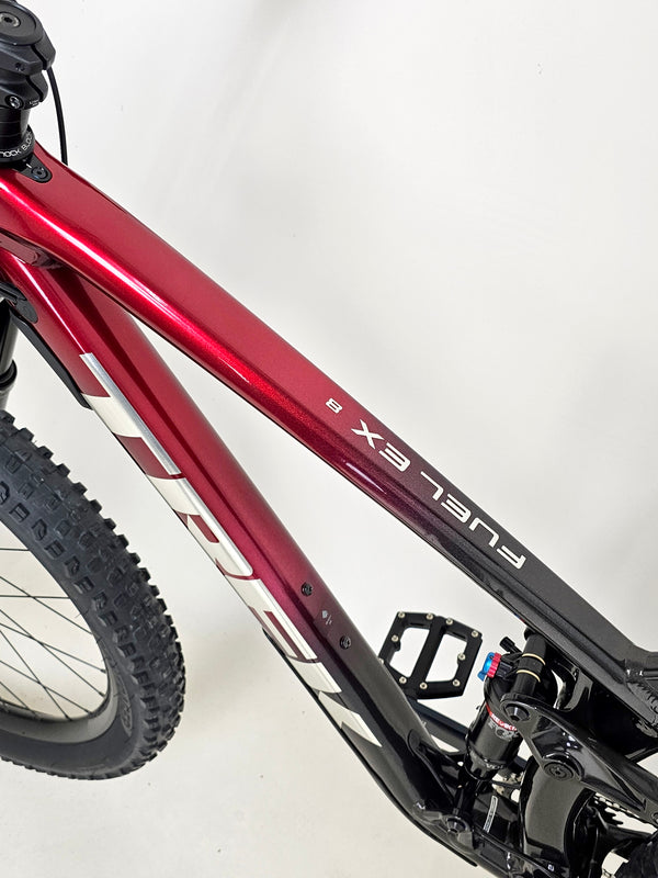 Trek Fuel EX 8 XT 2022 / LARGE / RRP: £3,450.00 / Very Good Condition