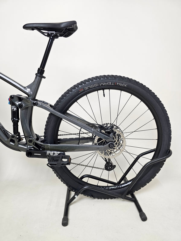 Trek Fuel EX 7 2022 / MEDIUM / RRP: £2,950.00 / Like NEW!