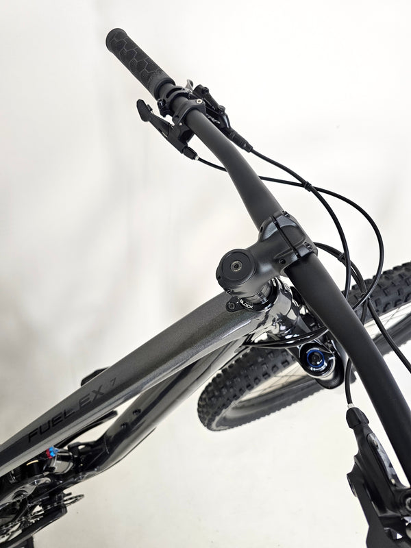 Trek Fuel EX 7 2022 / MEDIUM / RRP: £2,950.00 / Like NEW!