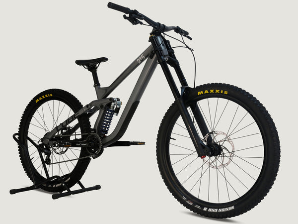 Cube Two15 Pro 27.5 2024 / MEDIUM / Downhill / Excellent Condition