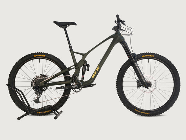 GT Force Carbon Pro Enduro 2023 / LARGE / RRP: £4,700.00 / Excellent Condition!