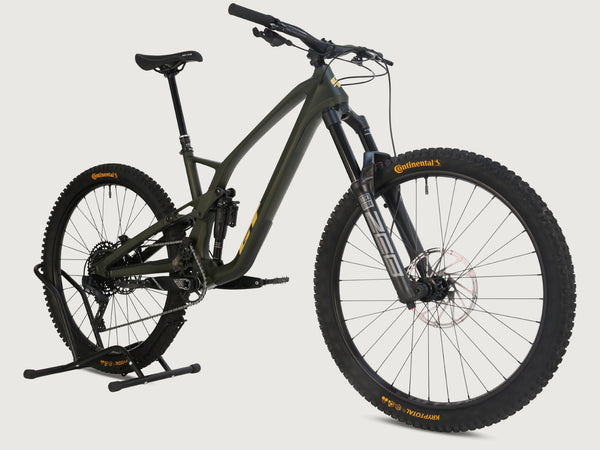 GT Force Carbon Pro Enduro 2023 / LARGE / RRP: £4,700.00 / Excellent Condition!