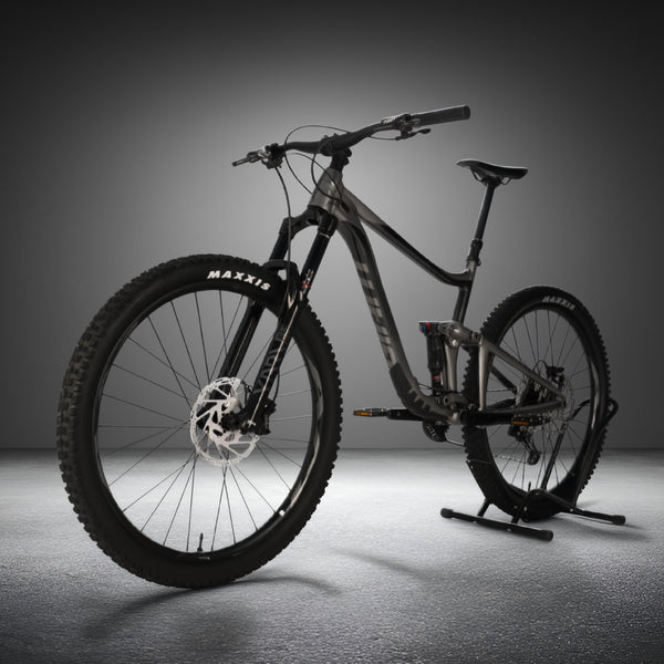 Giant Reign 29 2022 / LARGE / RRP: £2,999.00 / Excellent Condition!