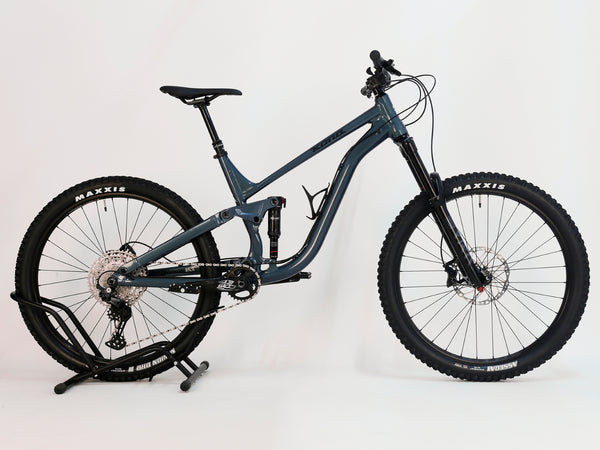 Kona Process 153 27.5 2022 / LARGE / RRP: £3,199.00 / Very Good Condition