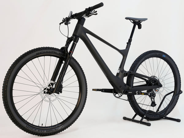 Scott SPARK 940 2024 Carbon Full Suspension / LARGE / RRP: £3,799.00 / Never Been Used!