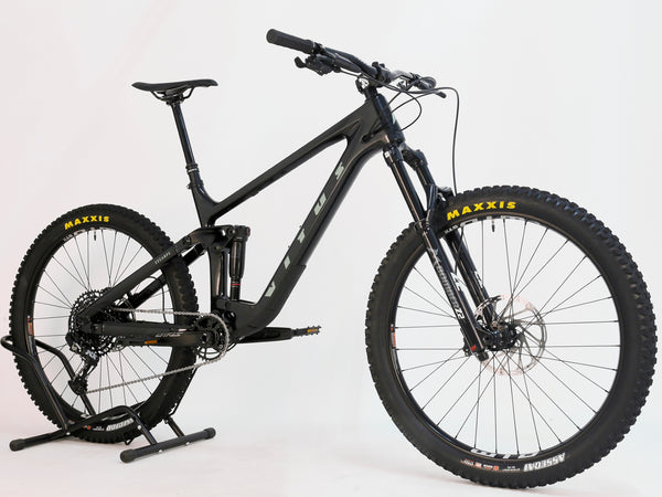 Vitus Escarpe 275 2023 CARBON / LARGE / RRP: £2,599.99 / Very Good Condition!