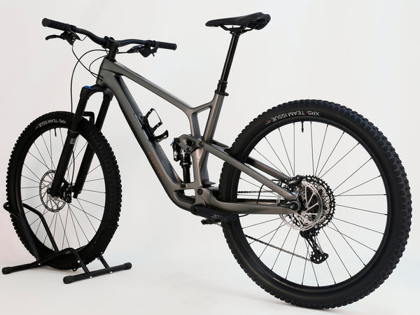 TREK Fuel EX 9.7 Gen 6 2023 CARBON/ XL / FOX / RRP: £4,175.00 / LIKE NEW!