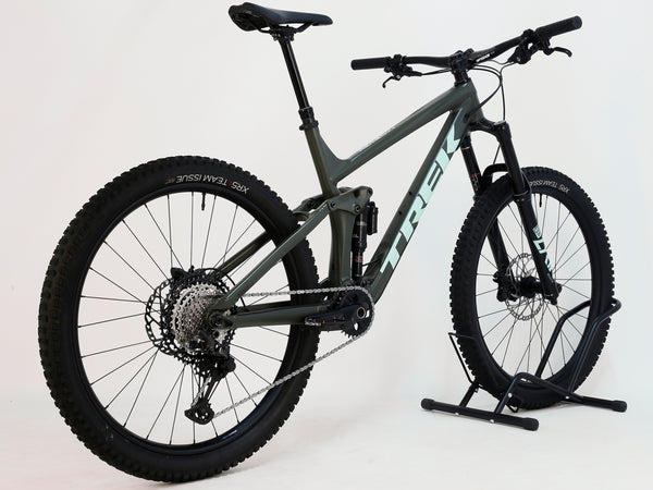 Trek Remedy 8 2023 / LARGE / RRP: £3,450.00 / Very Good Condition