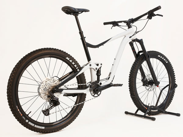 Giant Trance X 3 2023 / X-LARGE /RRP: £3,299.00 / Excellent Condition!