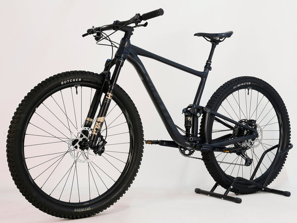 Giant Anthem 29 2 / LARGE / RRP: £2,499.00 / Excellent Condition