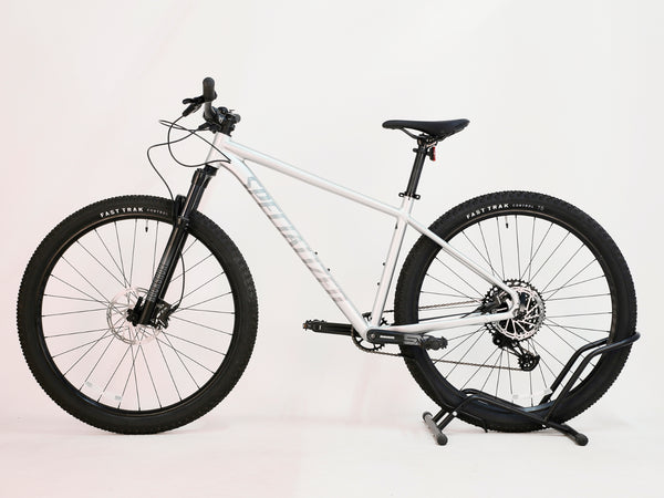 Specialized Rockhopper EXPERT 2023 / LARGE / Very Good Condition