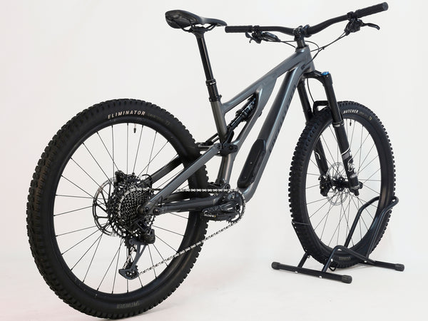 Specialized Stumpjumper EVO Comp Alloy 29/27.5 MULLET / MEDIUM S3 / Very Good Condition - Image highlighting the 150mm suspension travel and bike components.