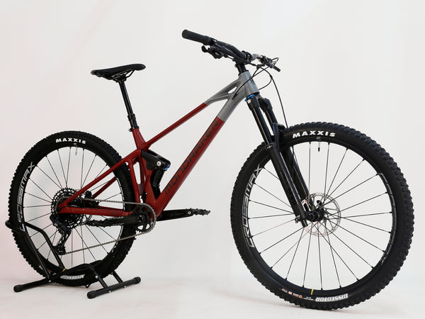 Mondraker Raze R 29 2025/ MEDIUM / RRP: £4299.00 / NEVER Used!