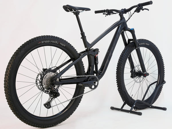 Trek Fuel EX 8 XT / MEDIUM / RRP: £3,450.00 / Very Good Condition