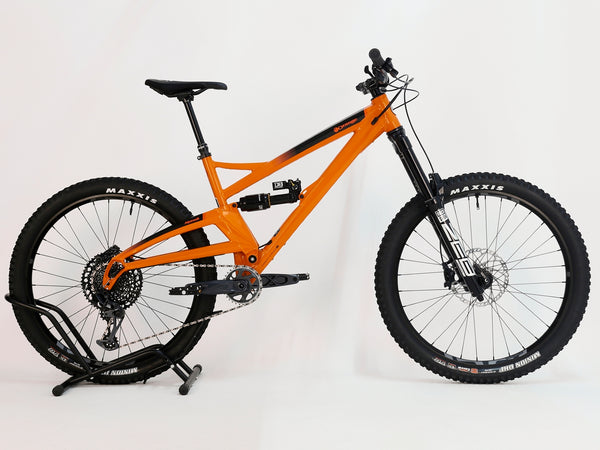 Orange ALPINE 6 RS 2022/ LARGE / ZEB + Cane Creek / RRP: £5,700.00 / Excellent Condition!