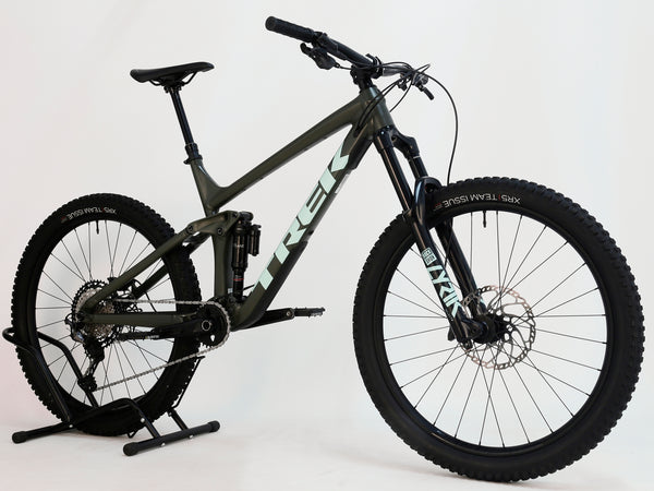 Trek Remedy 8 2023 / LARGE / RRP: £3,450.00 / Very Good Condition