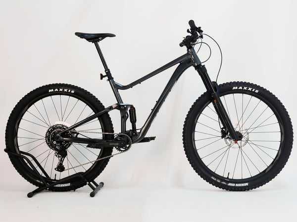 Giant Stance 29 2 2024 / LARGE / RRP: £1,999.00 / Tubeless / Excellent Condition