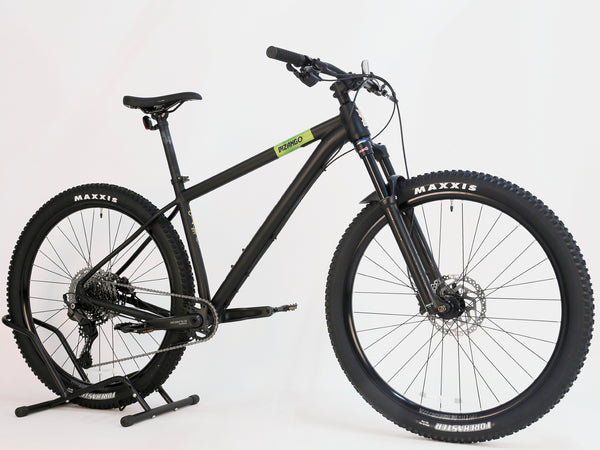 VooDoo Bizango 2025 / LARGE / RRP: £750.00 / Like NEW!