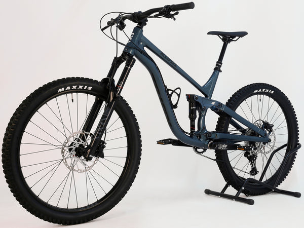 Kona Process 153 27.5 2022 / LARGE / RRP: £3,199.00 / Very Good Condition