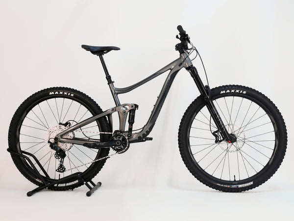Giant Reign 29 2022 / MEDIUM / RRP: £2,999.00 / Very Good Condition