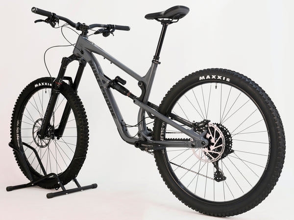 Nukeproof Mega 290 2023 with Maxxis tires in excellent used condition available at eMado Bikes.