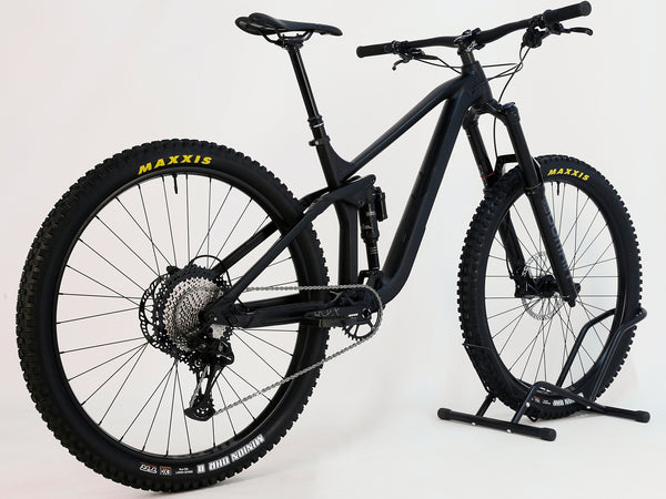 Side view of Cube Stereo 170 SL 29 mountain bike 2021 model in very good condition.