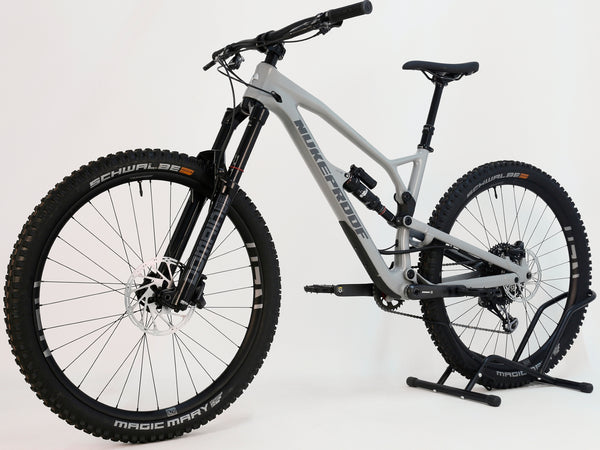 Nukeproof Mega 290 CARBON / LARGE / RRP: £5,499.00 / Very Good Condition