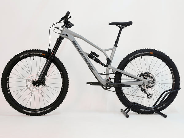 Nukeproof Mega 290 CARBON / LARGE / RRP: £5,499.00 / Very Good Condition