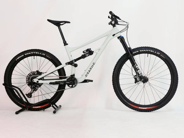 Back view of Specialized Status 160 2023 Large S4 showing the rear suspension and excellent used condition, priced at £1,750 (RRP £2,900) for aggressive trail adventures.